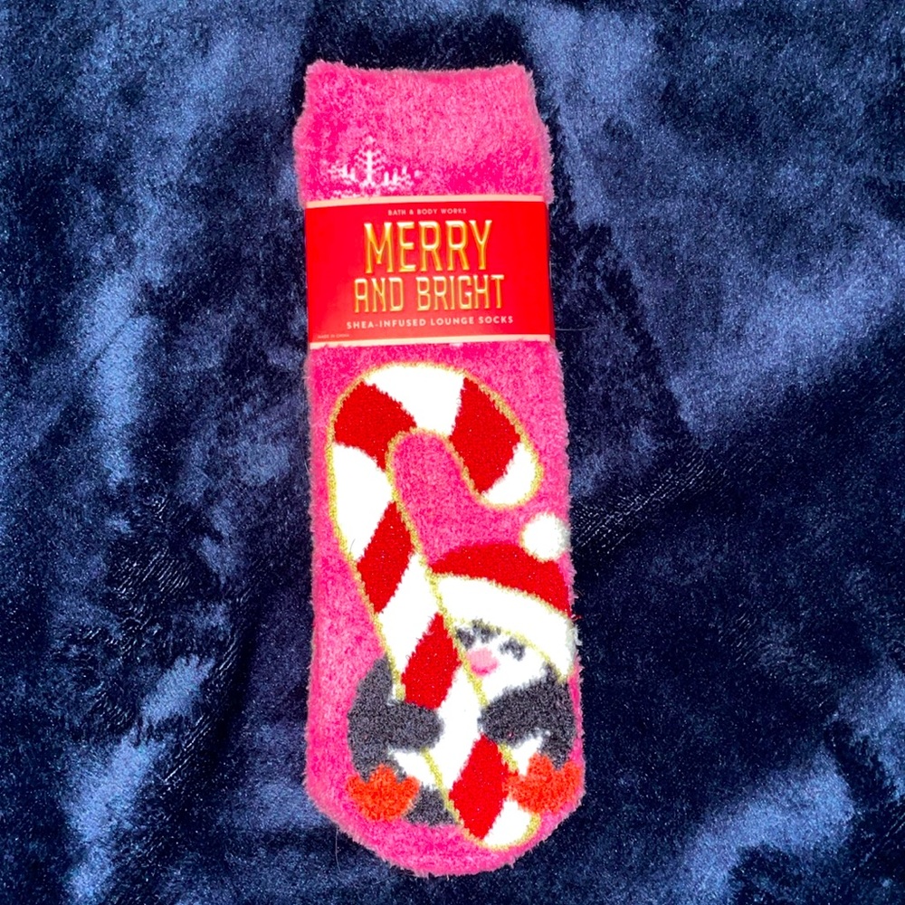 SHEA INFUSED BATH AND BODY WORKS SOCKS